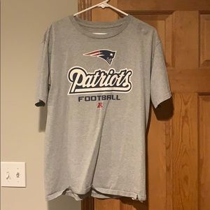 Throwback Patriots Graphic Tee
